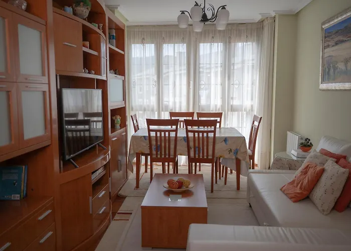 Aurora Cerca De Laredo Y Santona * Badames